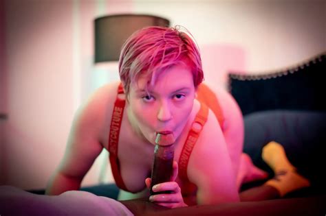 Interracial Blowjob In HD 11 Nude Pics XHamster
