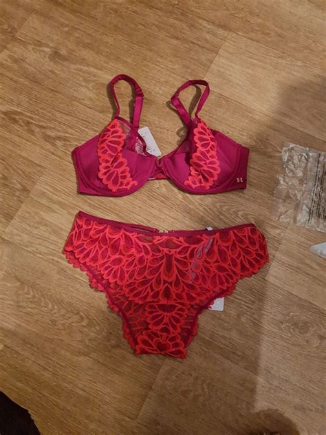 Savage X Fenty Bra And Panties Set 38d And Large Vinted