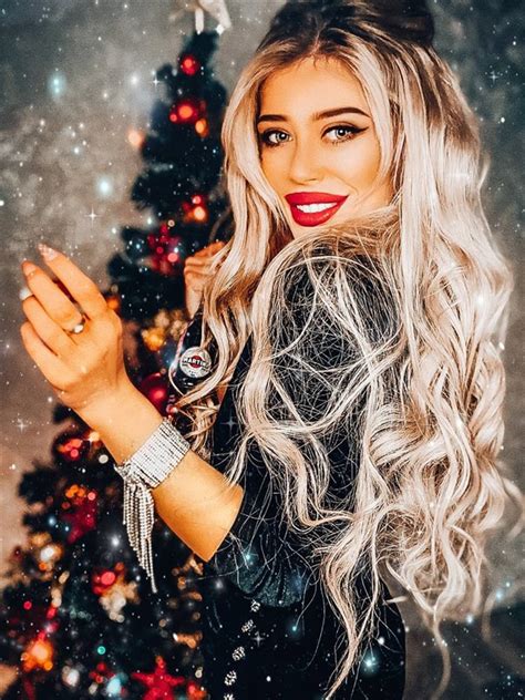 Beautiful Anna Y O From Kiev With Blonde Hair Id Ladadate