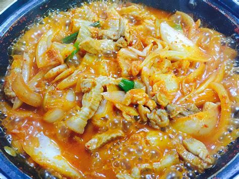 시골돼지볶음찌개전문점 울산 중구 반구 병영 성안 맛집검색 식신