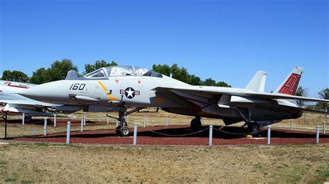 Meet the Bombcat: The US Navy's F-14 Tomcat Turned Into a Bomber? - 19FortyFive