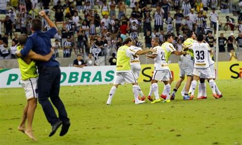 Dois Gols Nos Acr Scimos Elenco Alvinegro Mostra Ra A E