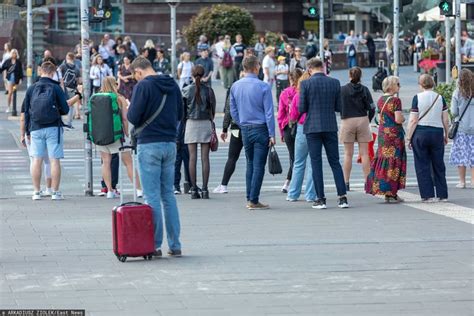 Polska z drugim najniższym bezrobociem w UE Eurostat podał najnowsze