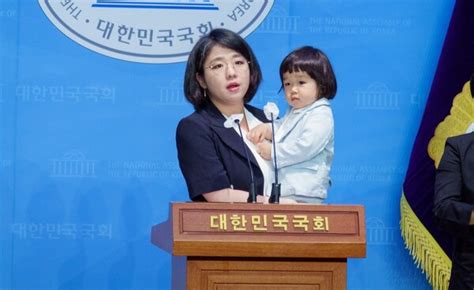 한국에만 500곳 존재‘노키즈존 찬반 논쟁 불 붙었다 매일경제