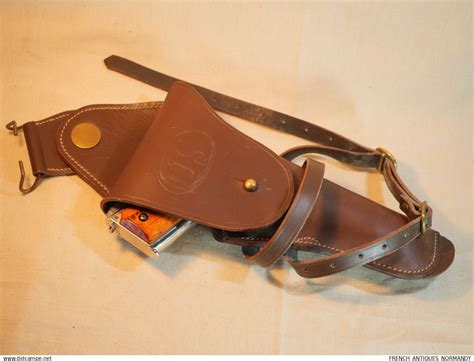 Armes Neutralisées Belle Reproduction De Qualité Holster De