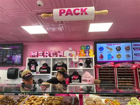 Pinkbox Doughnuts Grand Opening In St George Ut Photos