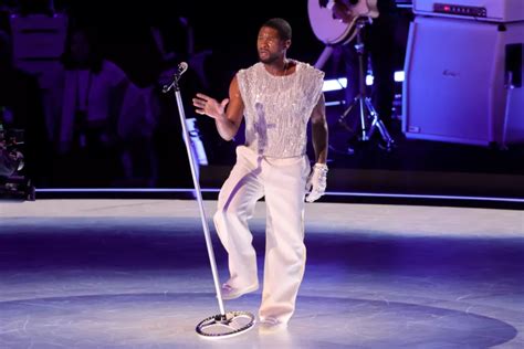 Ushers Unforgettable Super Bowl Halftime Performance In Stunning