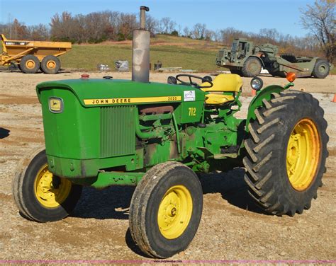 John Deere 2020 Tractor In Weston MO Item I6308 Sold Purple Wave