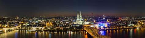 Premium Photo | Cologne skyline panorama at night