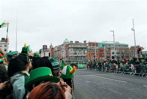 Famous Irish Traditions: Music, Sports, Folklore & More - ConnollyCove