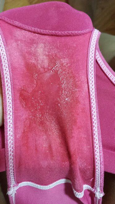 Amateur Strojnaja Brjunetka V Rozovom Porn Pic