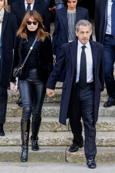 Carla Bruni Sarkozy Son Adorable Fille Giulia Concentr E En Plein