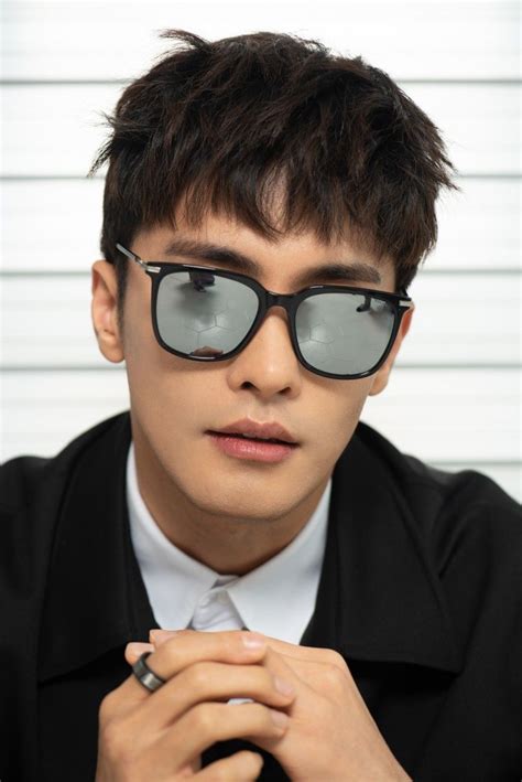 Police Sunglasses Square Sunglasses Men Eyewear Campaign Klove Pretty Asian Sung Hoon Lee