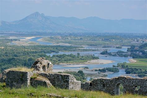 Vale Do Rio De Drin Castelo De Rozafa Imagem De Stock Imagem De