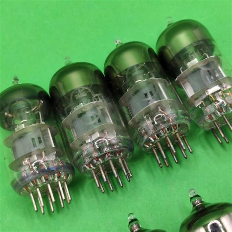 6N14P 8pcs NEW NOS REFLECTOR DOUBLE TRIODE VACUUM TUBE ECC84 6CW7