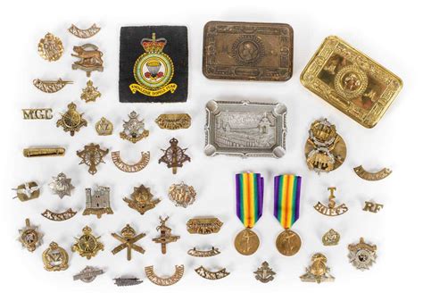 Lot 1005 Cap Badges