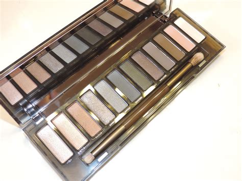 Urban Decay Naked Smoky Glasgow Beauty Blogger