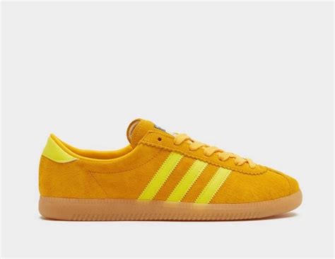 7 Adidas Gazelle Outfits That Come Celebrity Approved | Who What Wear