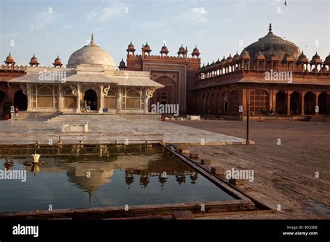 Sheikh Salim Chishti Tomb Inside The Friday Mosque In Fatehpur Sikri