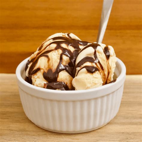 Vanilla Ice Cream With Chocolate Sauce