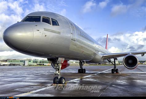 Boeing 757 236 Large Preview