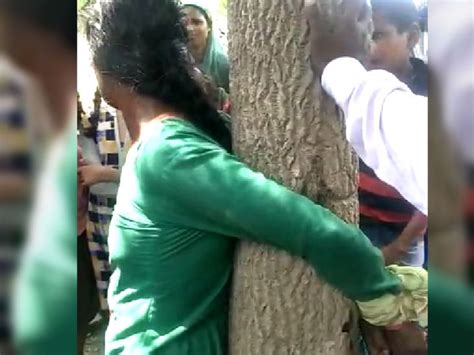 Up News Gonda A Woman Was Tied To A Tree And Was Thrashed On The