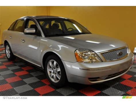 Silver Birch Metallic Ford Five Hundred Sel Photo