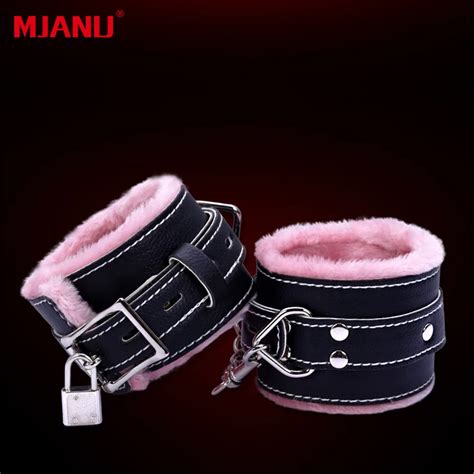 Mjanu Leather Handcuffs Ankle Cuffs Restraints Sex Bdsm Bondage Strap Adult Games Flirt Toy Role