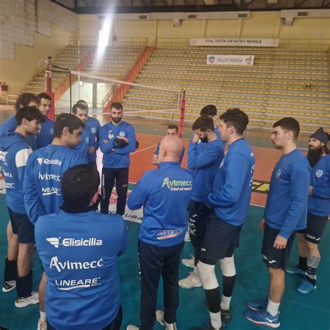 L Avimecc Volley Modica Prepara La Sfida Alla Capolista Macerata L