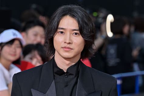 山崎賢人、『キングダム』最終章に感慨「信と一緒に成長」 最強のチーム吉沢亮に大沢たかおらとレッドカーペット Encount