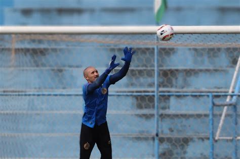 Pedro Henrique Celebra Retorno Aos Gramados E Projeta Confronto Direto