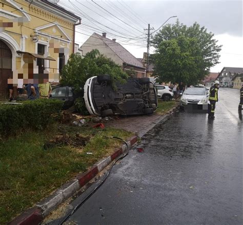 Foto Accident Pe Strada Mihai Viteazu Din Reghin Glasul Mure Ului