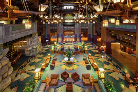 Is a room at Disneyland's Grand Californian worth $800?