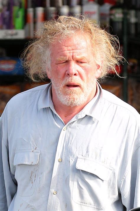 Die Erstaunliche Verwandlung Des Legendären Nick Nolte Mit 82 Jahren