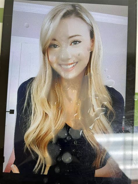 Blowing On A Blonde Nudes NSFW Tributes NUDE PICS ORG