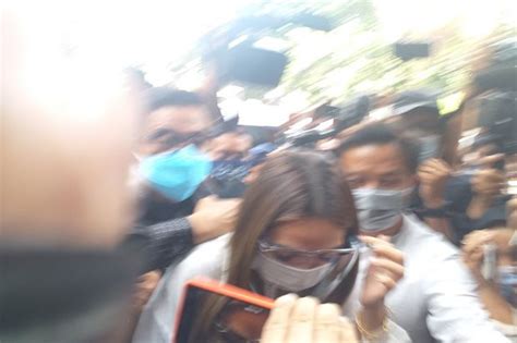 Diperiksa Lagi Di Polda Metro Terkait Video Syur Gisel Terus Ucapkan