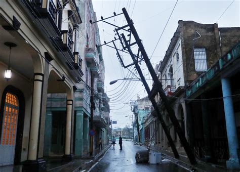 Cuba sin corriente eléctrica y cuantiosos daños materiales así quedó