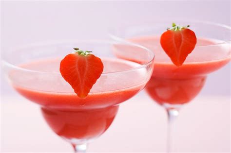 Frozen Strawberry Daiquiri Recipes To Cool You Off Lovetoknow