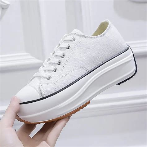 Breathable Canvas Shoes Women Trainers Women Low Help Sneaker Lady Autumn Female Footwear