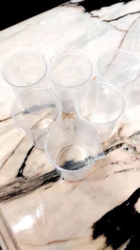 Round Plastic - Beakers at Rs 30 in Kolkata | ID: 2850371841862