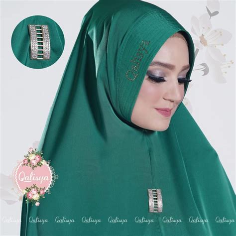 Khimar Nafeeza By Qalisya Kerudung Jumbo Cocok Untuk Umroh Haji