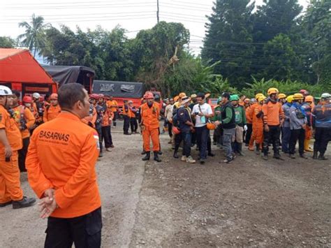 Operasi Sar Hari Ke 3 Tim Sar Gabungan Upayakan Pencarian 151 Orang