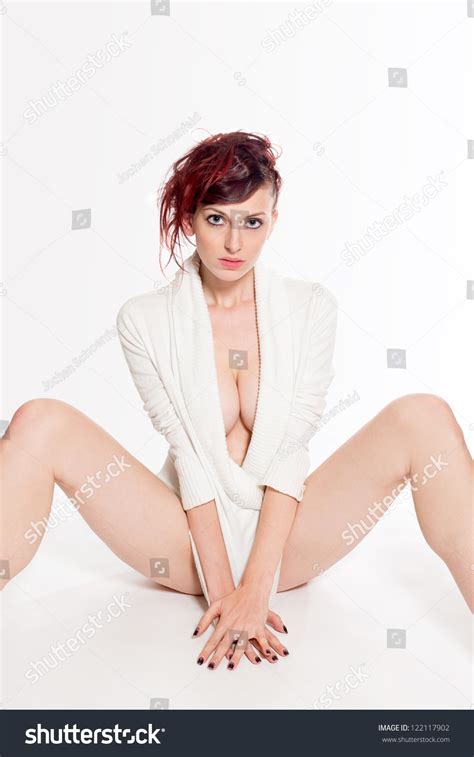 Naked Girl Legs Open Mais De Fotos Stock Licenci Veis E Livres De