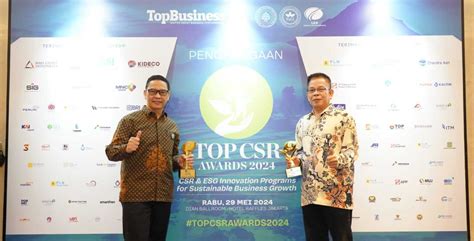 Pos Indonesia Sabet Penghargaan Top CSR Award 2024 JPNN Jabar