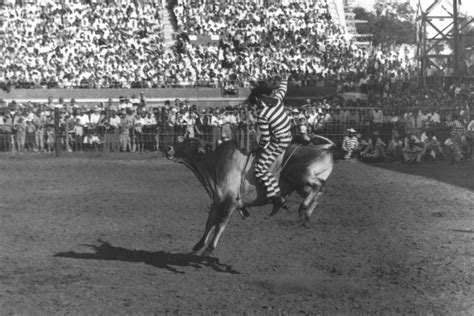 Razing of Prison Rodeo Arena in Huntsville Closes the Door on History ...