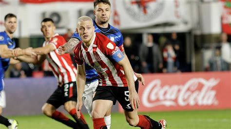 Estudiantes cayó ante Huachipato y quedó eliminado