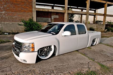 08 Chevrolet Silverado Bowtie White Gm Truck Hd Wallpaper Pxfuel