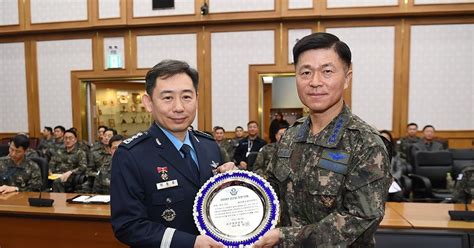 공군 2023년 공군을 빛낸 인물·단체 시상식 개최