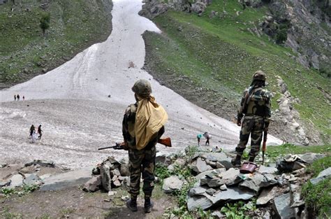 First Batch Of Amarnath Yatra Flagged Off From Jammu Base Camp India