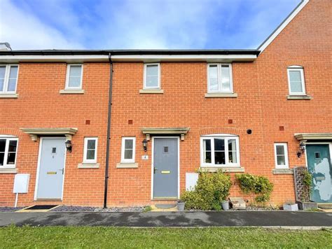 3 Bedroom Terraced For Sale In Lapwing Road Melksham Wiltshire Sn12